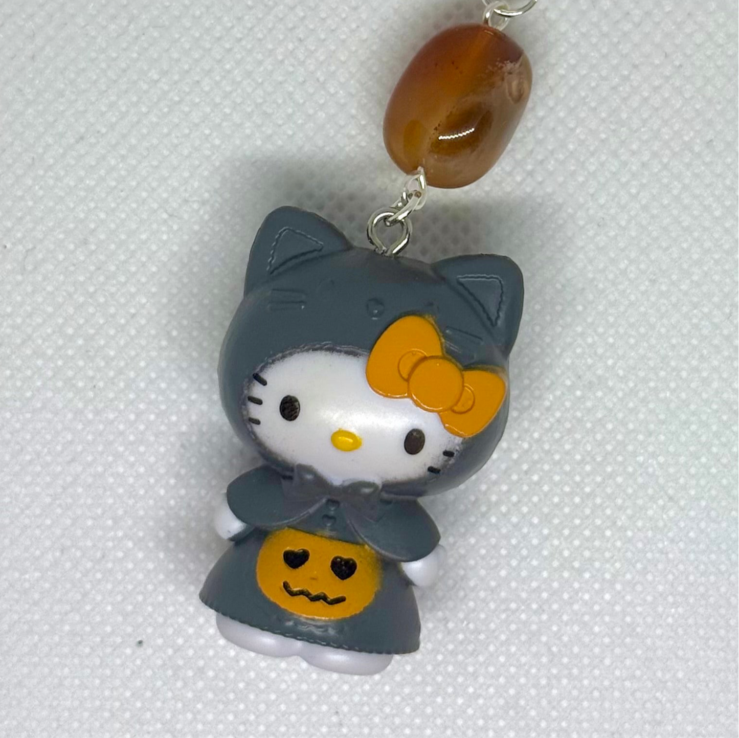 pumpkin kitty mini-charm