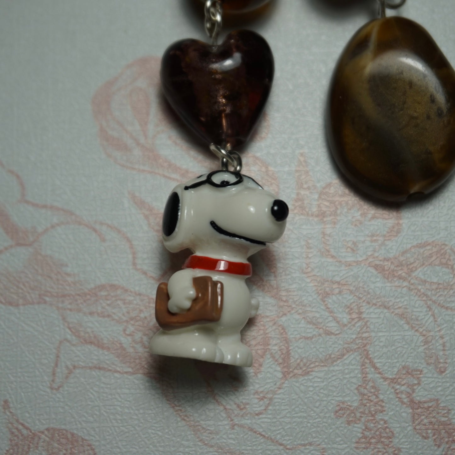 snoopy brown keychain
