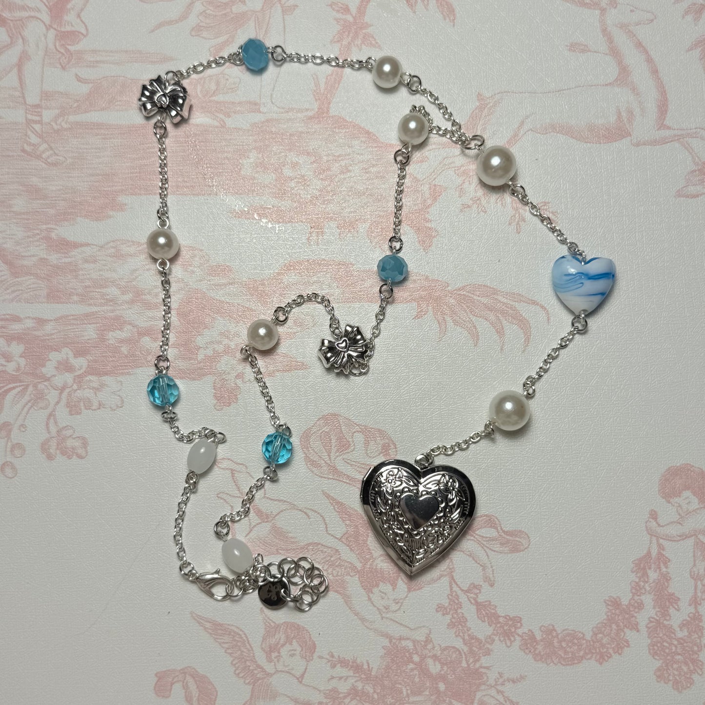 mb silver heart locket